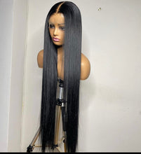 Load image into Gallery viewer, HD Lace Frontal wigs (Natural Black)
